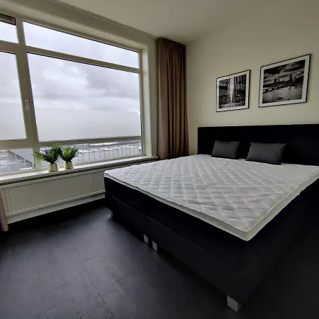 דירה K50167spacious And Modern Near The Center, Free Parking